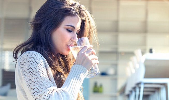 Uống nước giúp thanh lọc cơ thể