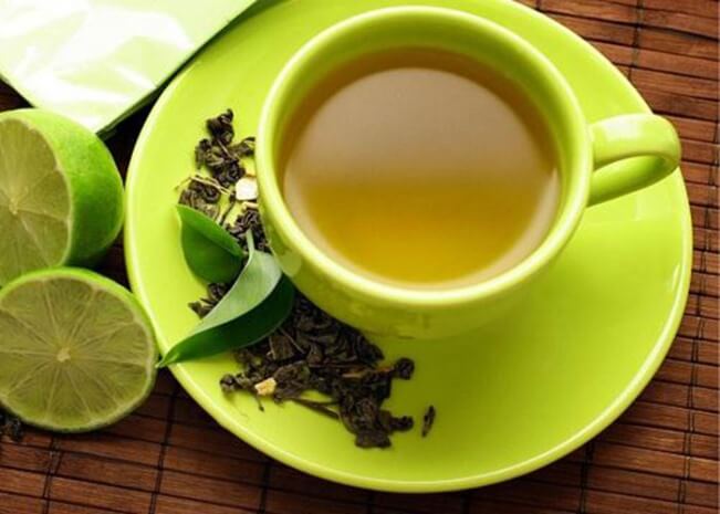 Uống trà detox mỗi ngày sẽ giúp bạn thoải mái và dễ chịu hơn