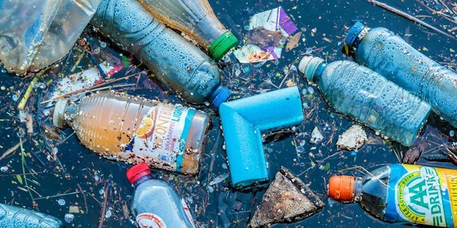 Rác thải nhựa đang làm ô nhiễm môi trường nặng nề