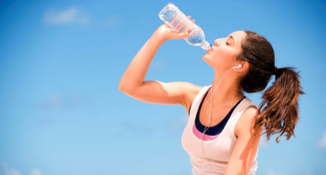 Giảm cân hiệu quả nhờ uống nước đúng cách