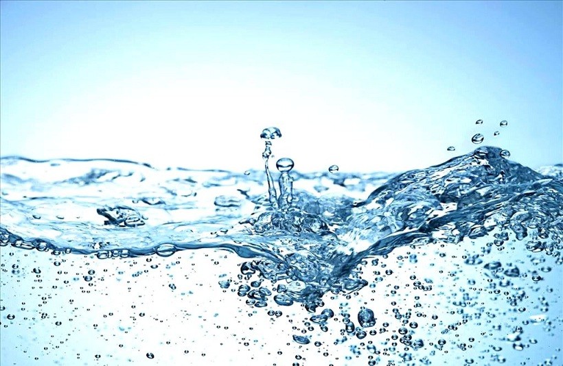 Nước khoáng, nước suối, nước tinh khiết. Uống nước nào tốt nhất?